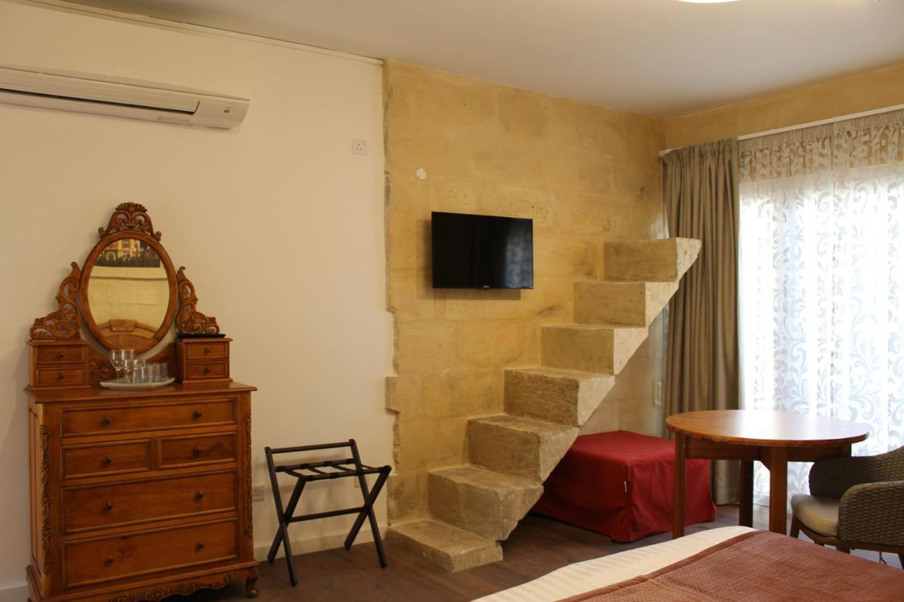 Palazzino Nina Boutique Hotel Qormi Exterior photo