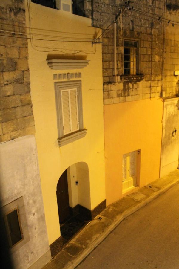 Palazzino Nina Boutique Hotel Qormi Exterior photo